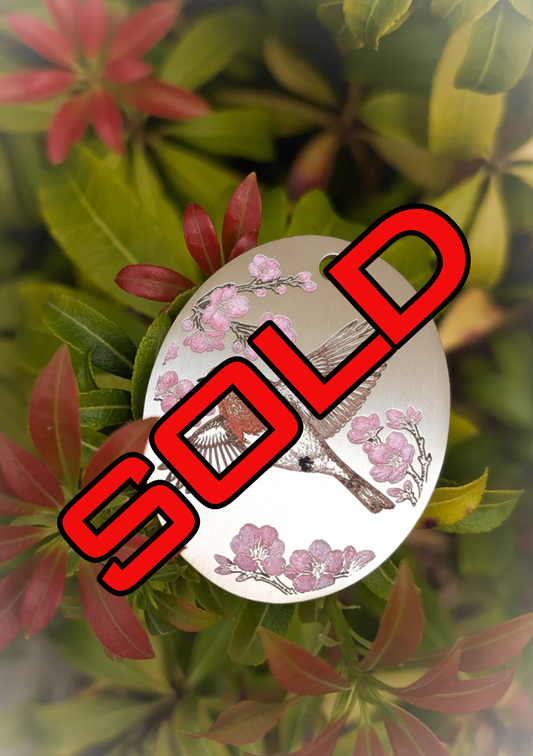 Robin & cherry blossom, brass (XL Oval 50x40mm)