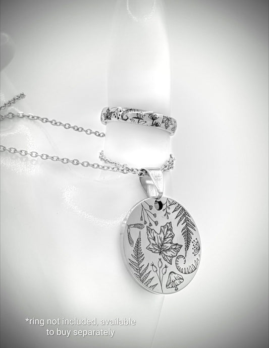 True North Pendant & Necklace