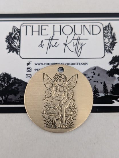 Fairy on toadstool (brass 35mm)